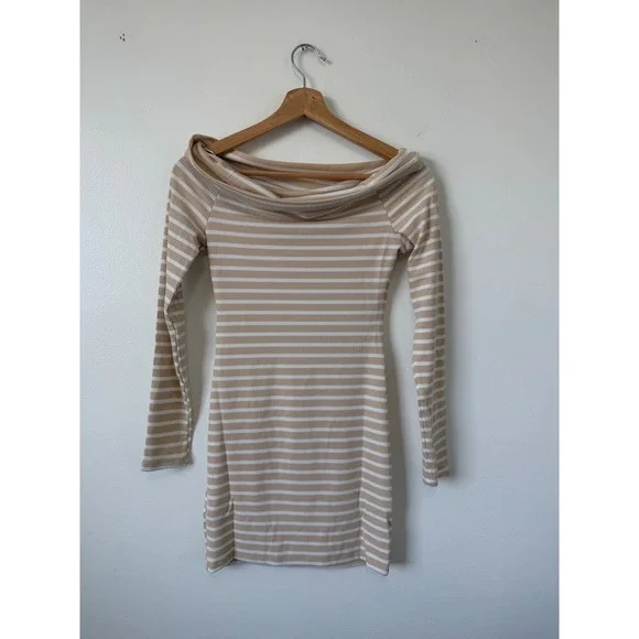 Iris Striped Off-the-Shoulder Mini Bodycon Dress – Taupe – Size large - Picture 6 of 6